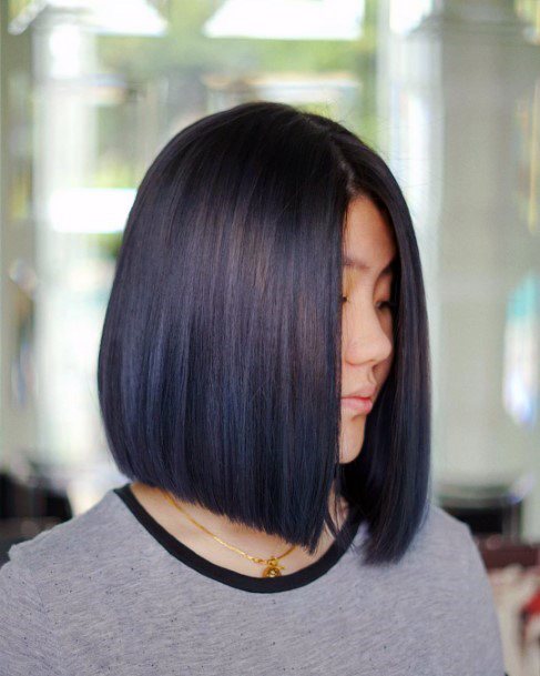 Smooth Black Chin Length Straight Asian Hairstyles Women