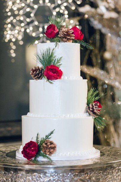 Smooth White Cake And Red Roses Christmas Wedding Flowers