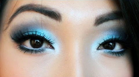 Smudge Proof Light Blue Eyeshadow Women