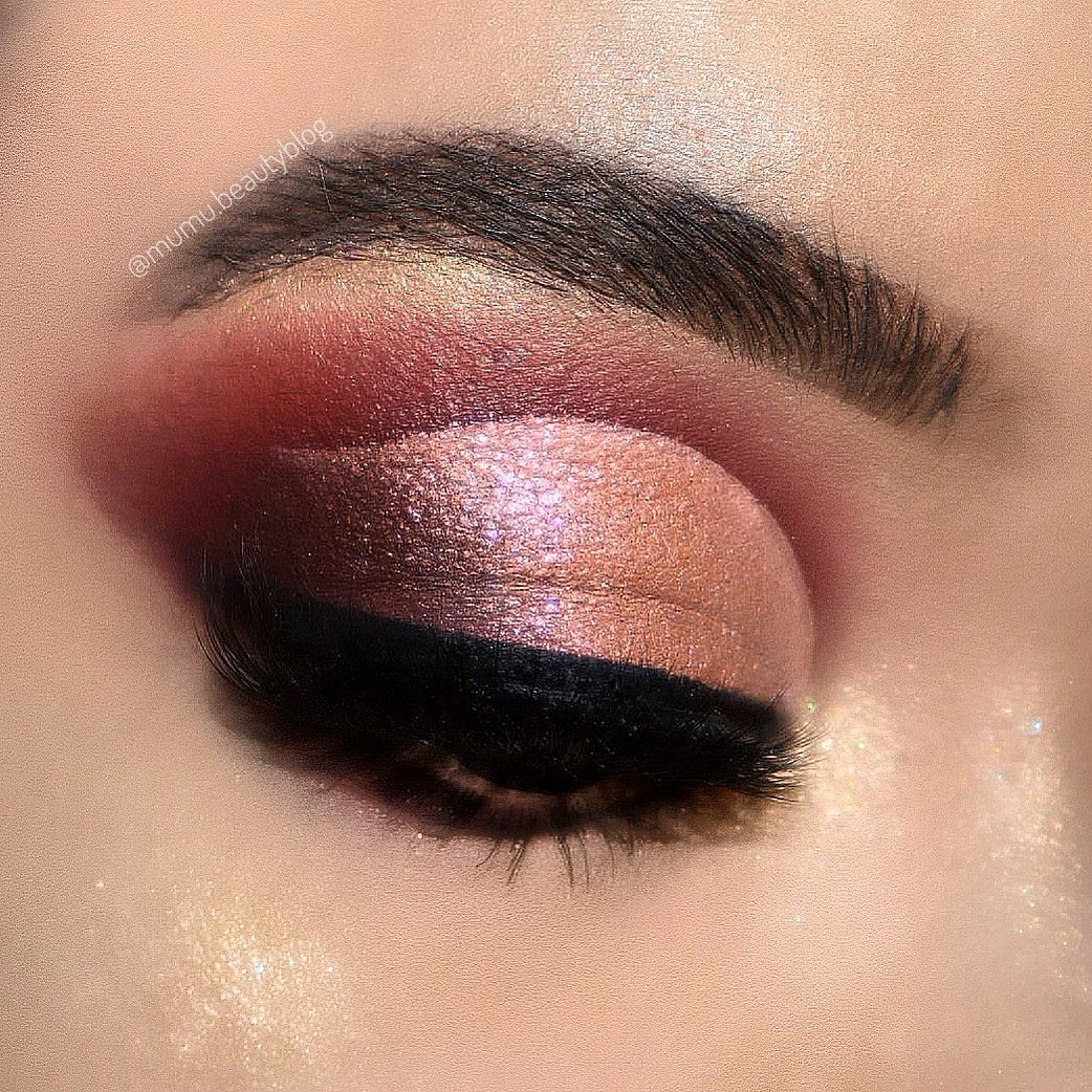 Smudgy Dark Rose Gold Eye Makeup Looks Women