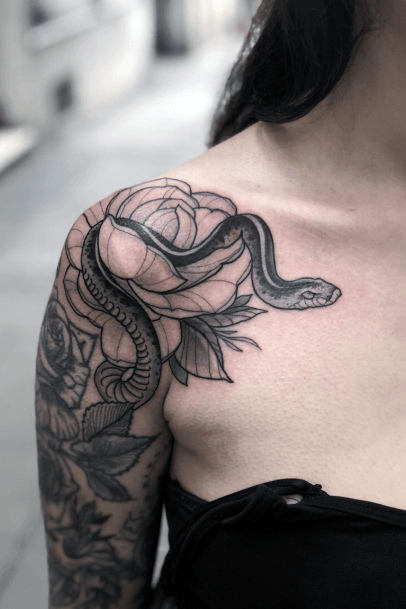 Snake On Flowers Womens Shoulder Tattoo