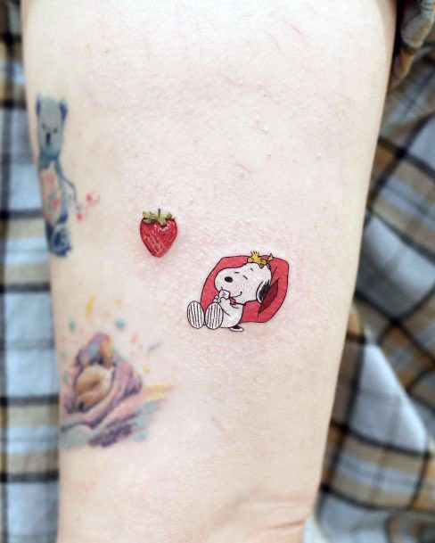 Snoopy Womens Tattoo Designs