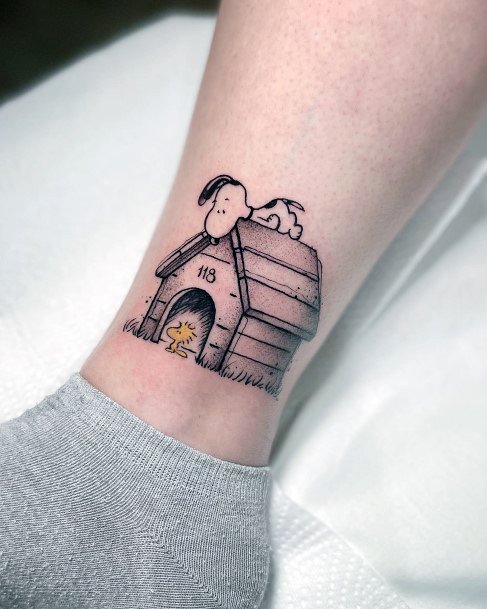 Snoopy Womens Tattoos