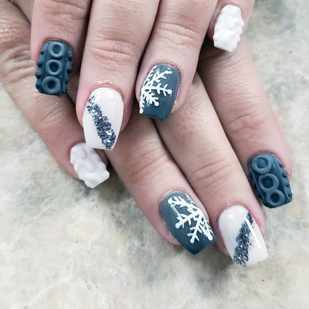 Snow Cold Stormy Grey White Matte Nail Design For Women