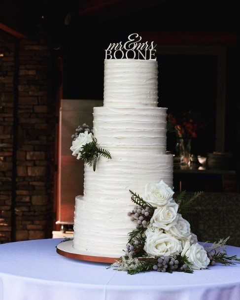 Snow White Country Wedding Cake