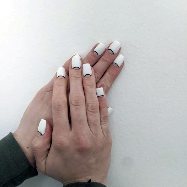 Snow White Short Nails With Reverse French For Women