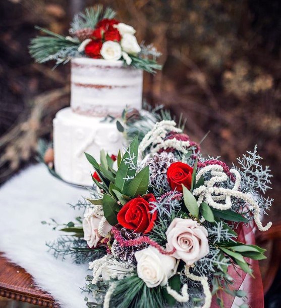 Snowy White Cake And Roses Christmas Wedding Flowers Art