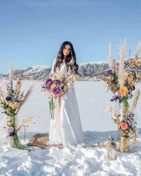 Snowy Winter Wedding Flowers