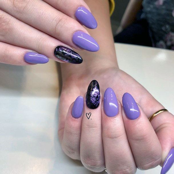 Soft Cute Purple And Black Dazzling Nail Ideas For Ladies