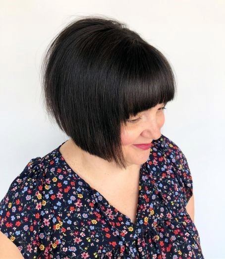 Soothing Black Hairstyles For Over 50 With Round Face