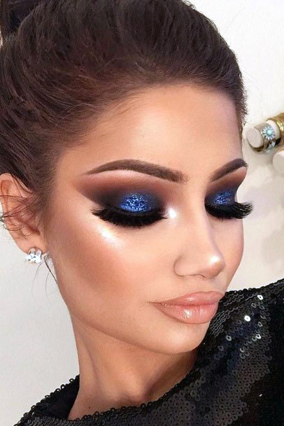 Sparkling Dark Blue Shimmer Eyeshadow Women