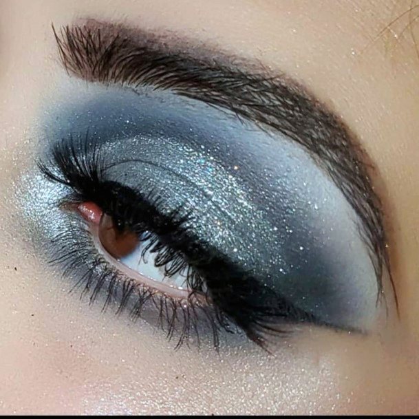 Sparkling Grey Eyeshadow For Women