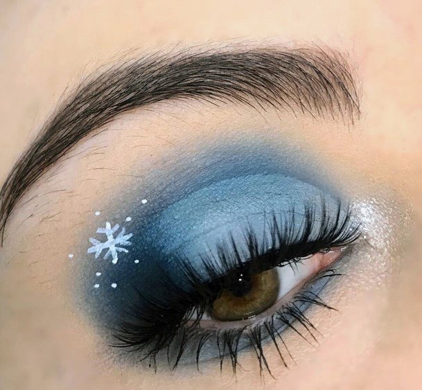 Sparkly Star Grey Christmas Eyeshadow Design