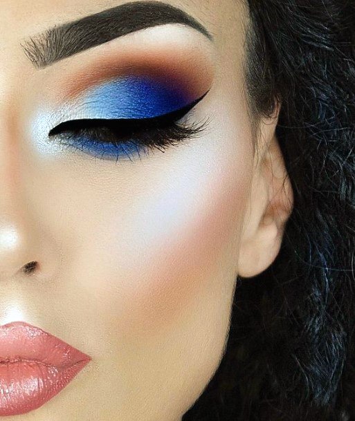 Spectacular Blue And Brown Eyeshadow Women