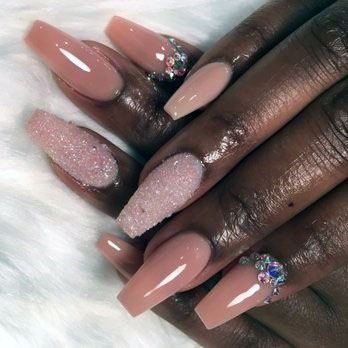 Spellbinding Peach Sugared Nails With Rhinestone For Women