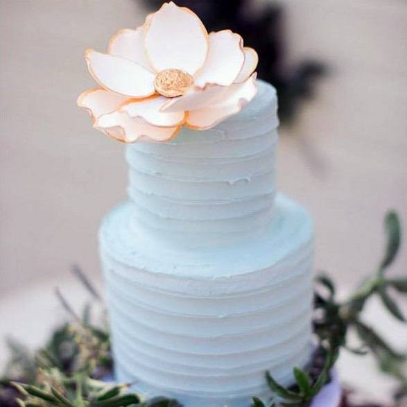 Spiral Buttercream Blue Wedding Cake