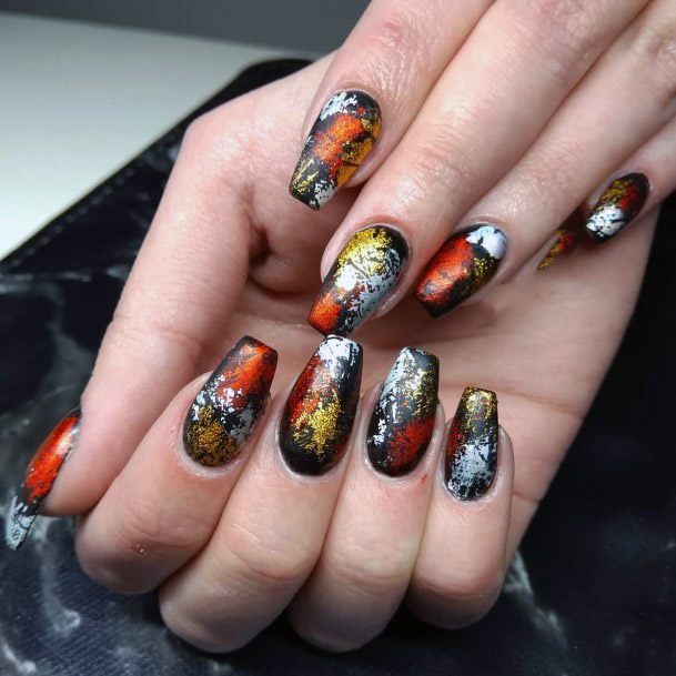 Splashy Red Gold Nails For Women