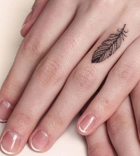 Splendid Feather Tattoo Womens Fingers