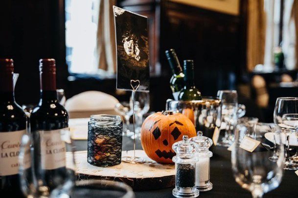 Spooky Amazing Pumpkin Halloween Table Decorations For Wedding Ideas