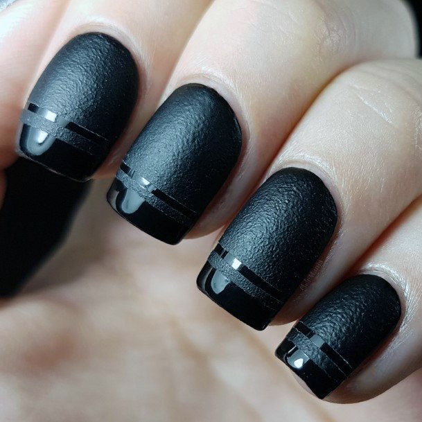 Sporty And Stylish Effect On Black Nails Women