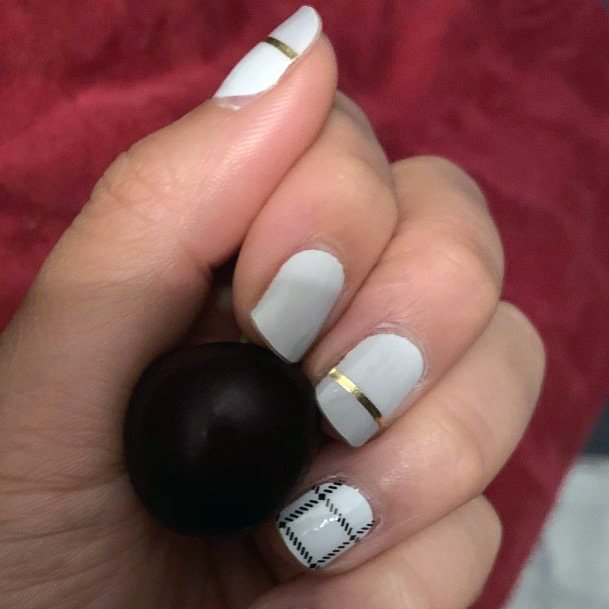 Sporty Gold Ring And Checkered Nails Women