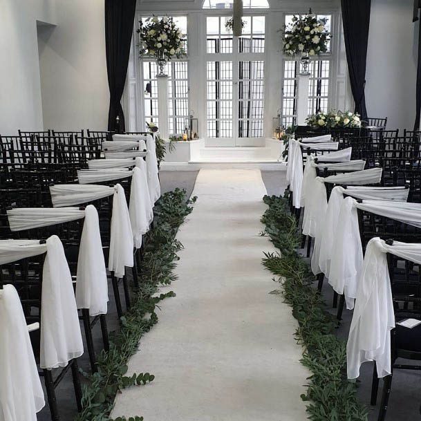 Sprawling Winter Wedding Green Flowers