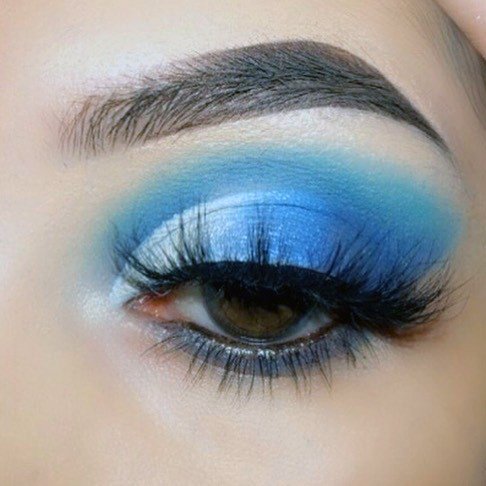 Starry Blue Eyeshadow Women