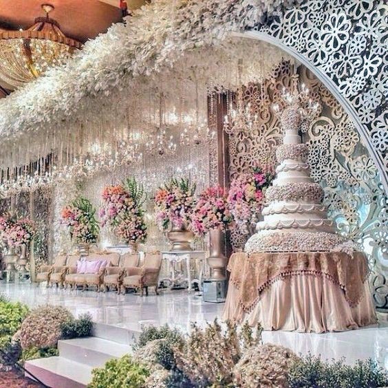 Stately Wedding Stage Decorations