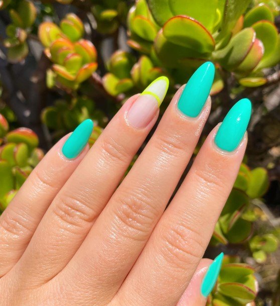 Stellar Body Art Nail For Girls Turquoise Ombre