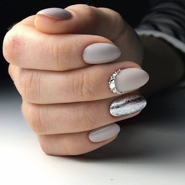 Stellar Body Art Nail For Girls White Prom