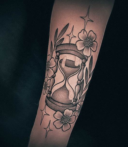 Stellar Body Art Tattoo For Girls Hourglass