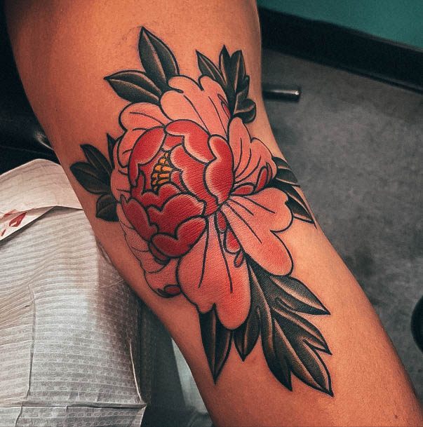 Stellar Body Art Tattoo For Girls Knee