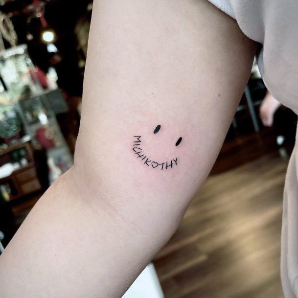 Stellar Body Art Tattoo For Girls Smiley Face