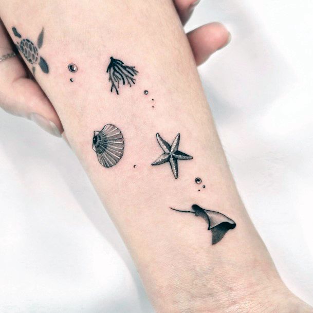 Stingray Tattoo For Ladies