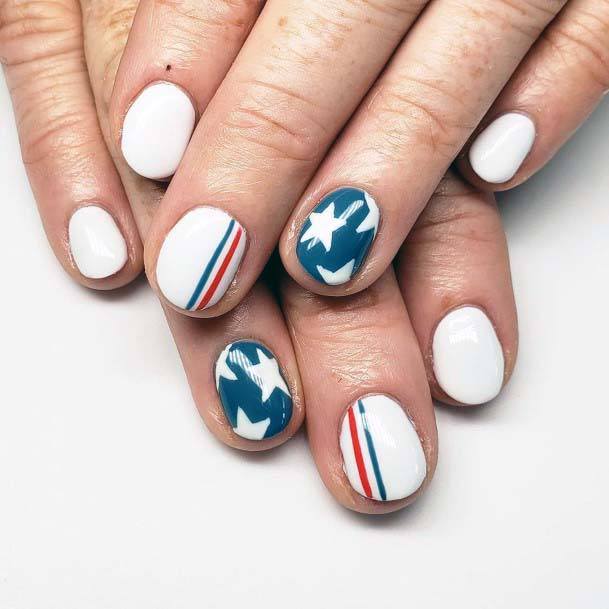 Striped White And Blue 4th Of July Art Nail