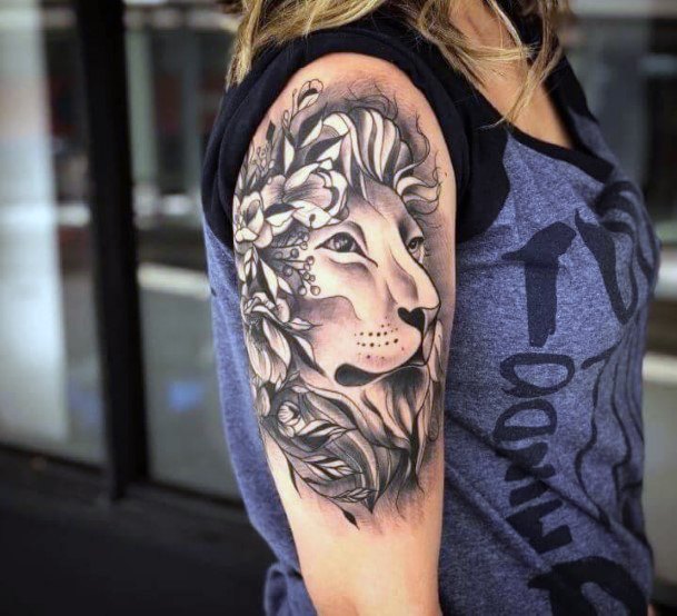 Strong Lion Face Tattoo Womens Half Sleeve
