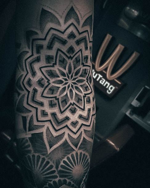 Stunning Black And White Tattoo On Lady