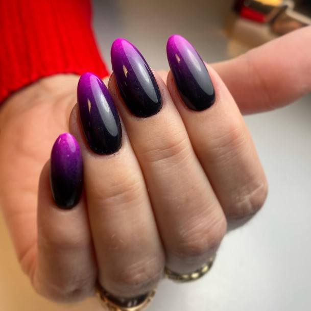 Stunning Black Ombre Nail On Lady