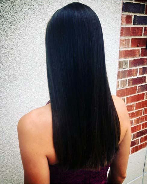 Stunning Black Shiny And Straight Long Womens Hairstyle Idea