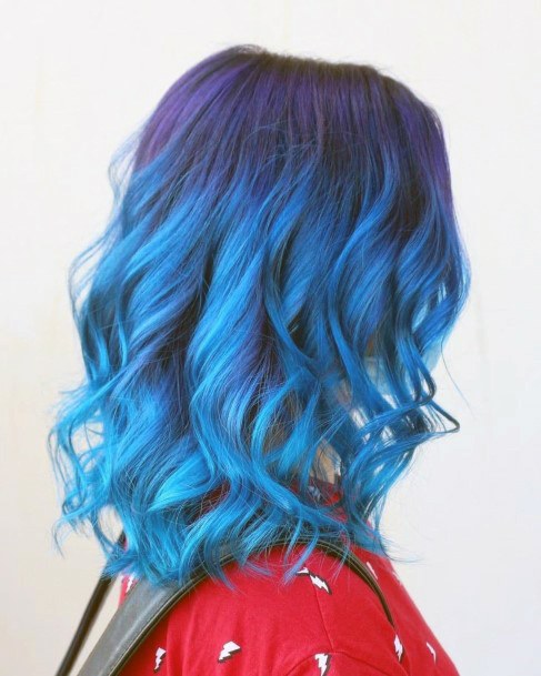 Stunning Blue Hairstyles On Lady