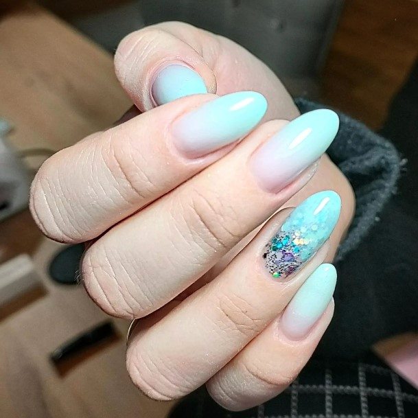 Stunning Blue Summer Nail On Lady