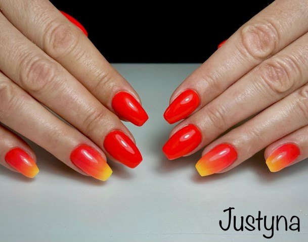 Stunning Bright Ombre Nail On Lady
