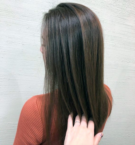 Stunning Dark Red Highlights In Brunette Hair Look For Girls