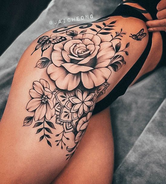 Stunning Girls Awesome Tattoos