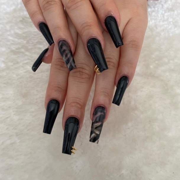 Stunning Girls Black And White Marble Nails