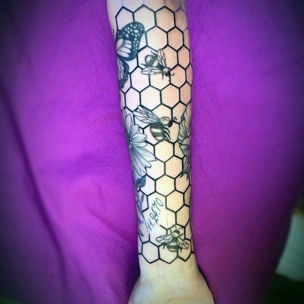 Stunning Girls Honeycomb Tattoos