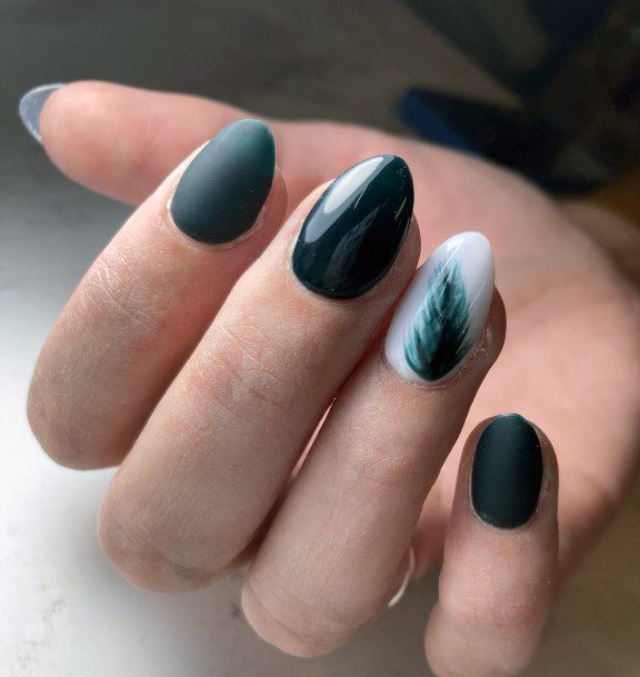 Stunning Girls Hunter Green Nails