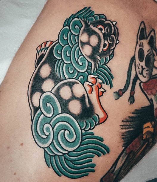 Stunning Girls Japanese Tattoos