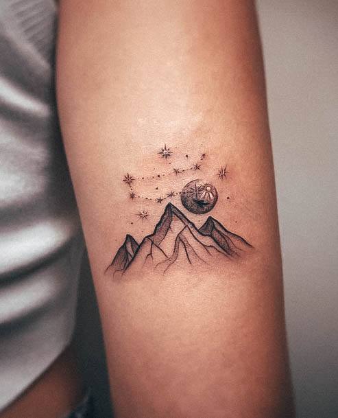 Stunning Girls Mountain Tattoos