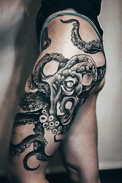 Stunning Girls Octopus Tattoos